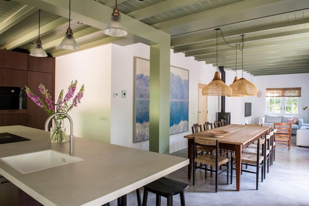 Fantastisch Familiehuis Met Grote Tuin I Bosrijk Lunteren Exterior foto